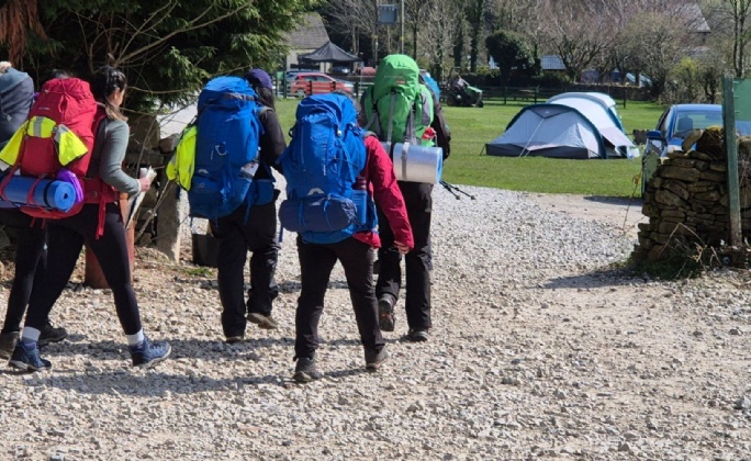 Latest News » Leicester High DofE Students Complete Practice Expedition in the Peak District